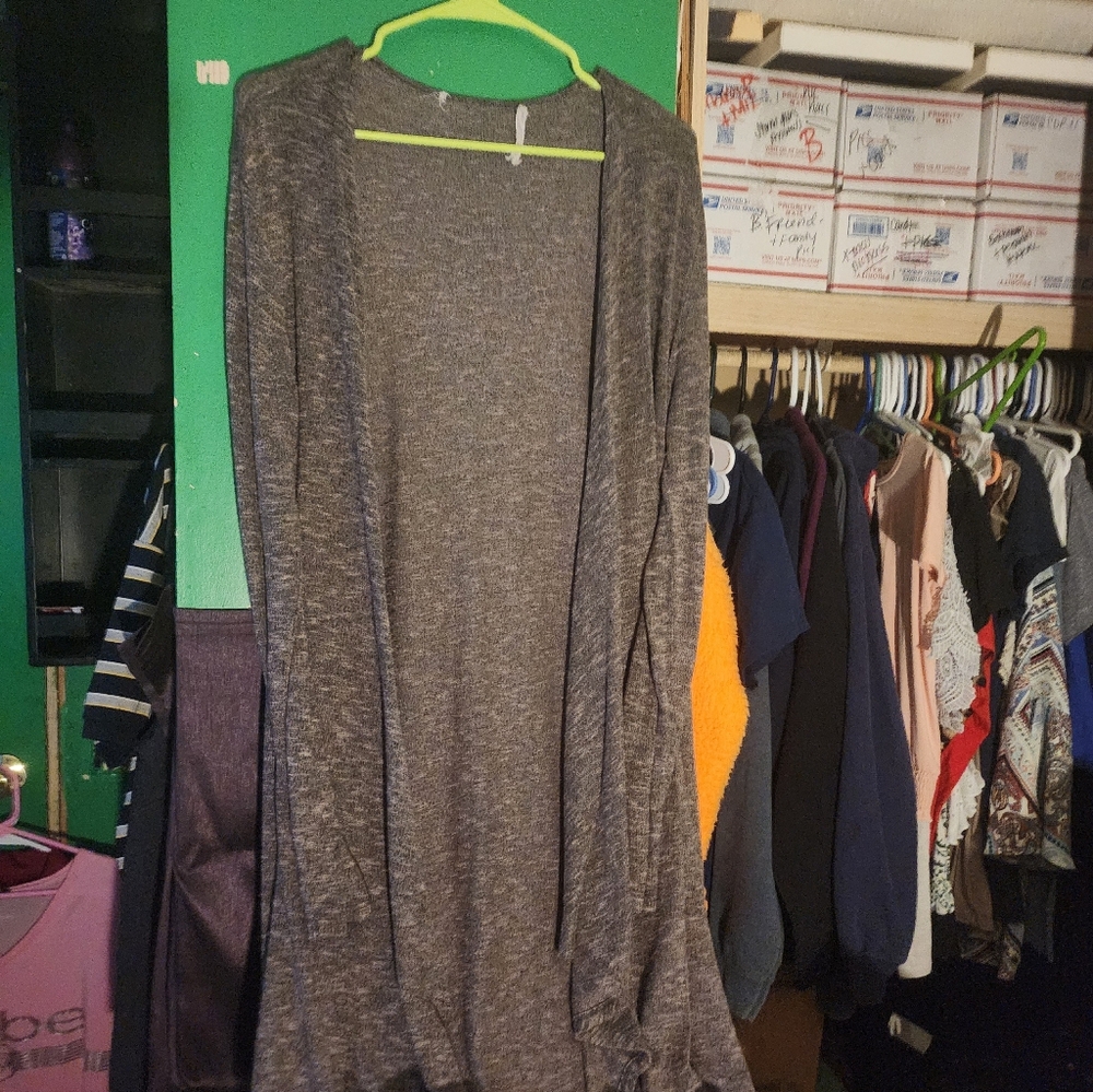 Brown sweater - Picture 5 of 5
